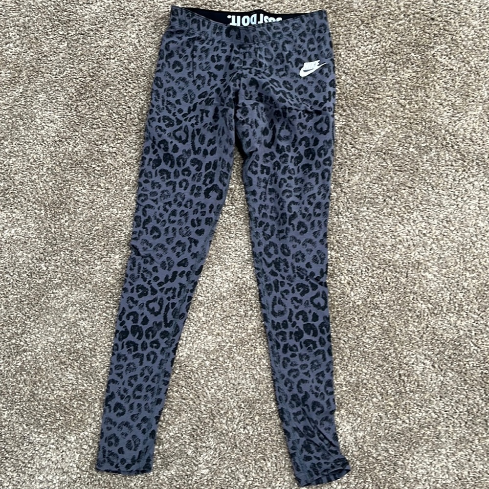 Nike leggings